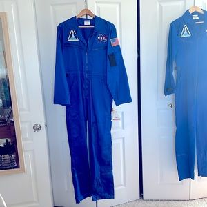 Large unisex adult NASA suit - never worn! Tags still on!